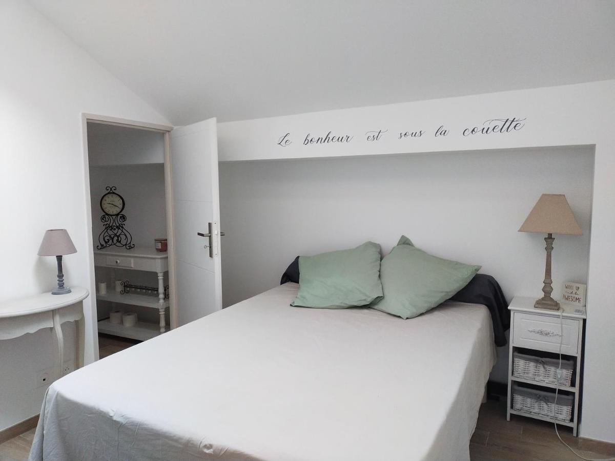 T2 De Standing Pres Du Port, Avec Terrasse Et Clim Apartment La Ciotat Luaran gambar